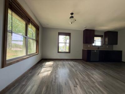 207 Juniper Avenue, Cabool, Missouri 65689, USA