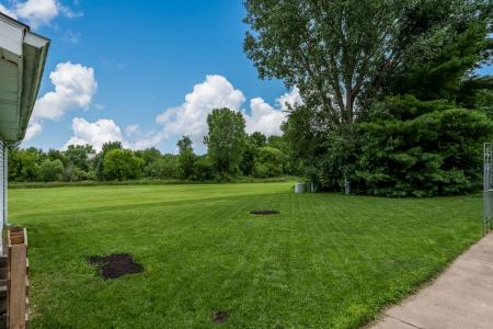 5456 White Pine Lane, Roscoe, 伊利諾州 61073, 美國