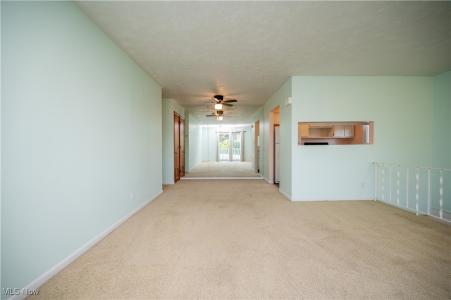 1357 Pembrooke Drive unit: D, Salem, Огайо 44460, Соединенные Штаты