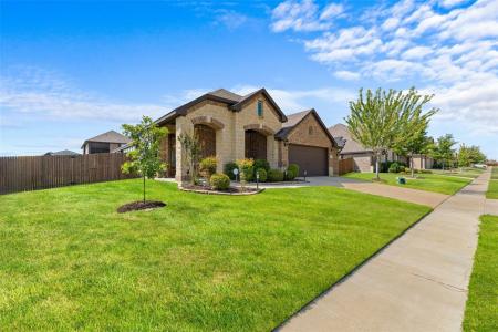 1901 Sunflower Drive, Glenn Heights, 德克薩斯州 75154, 美國