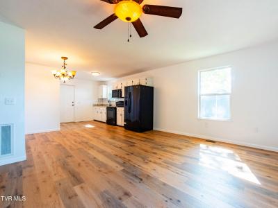 410 North Armstrong Street, Rogersville, Теннесси 37857, Соединенные Штаты