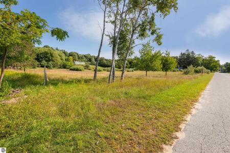 0 Elm Street, Frankfort, Мичиган 49635, Соединенные Штаты