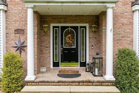 335 Pennwood Place, Bristol, Connecticut 06010, USA