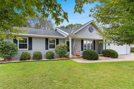 3053 MERCEDES Drive, Green Bay, Wisconsin 54313-2989