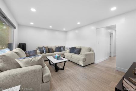 4008 Katherine Street, Dearborn Heights, 密歇根州 48125, 美国