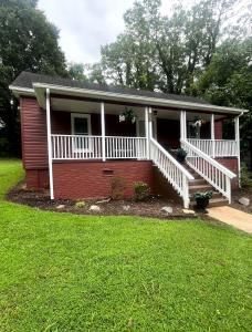 910 Branch Street, Eden, Carolina Do Norte 27288, Estados Unidos