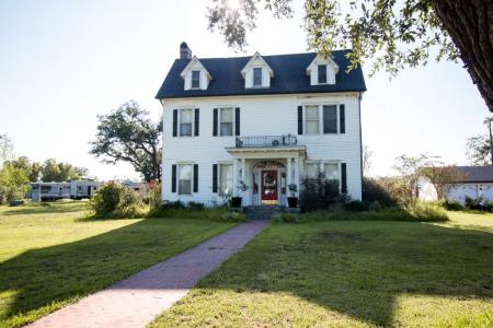 1984 Frontage Rd, Vinton, Louisiana 70668, USA