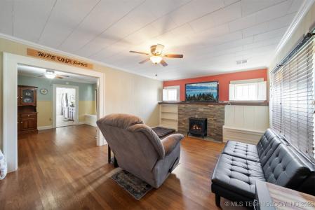 1010 E Thompson Avenue, Sapulpa, Oklahoma 74066, HOA KỲ