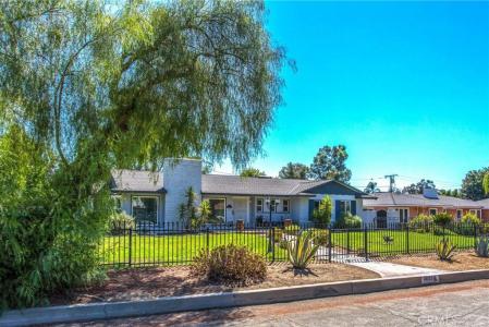 3095 Pepper Tree Lane, San Bernardino, Californie 92404, États-Unis
