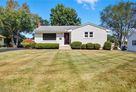 8010 Sigle Lane, 폴란드, 오하이오 44514, 미국