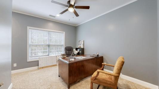 239E, Veterans Pkwy, Tennessee 37128, USA