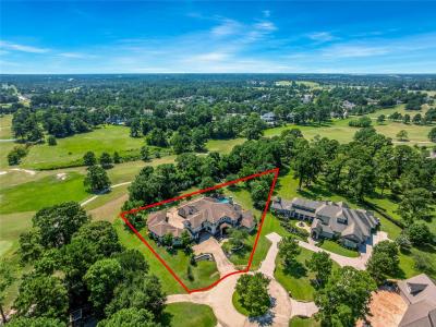 2 Highclere Park Drive , Spring, Texas 77379, USA