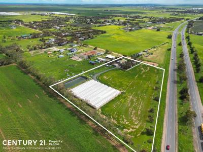 2 Tatura Avenue, Two Wells, SA 5501, Australia