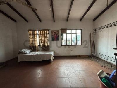 Aroma 137, 中部, Santa Cruz 00001, 玻利维亚