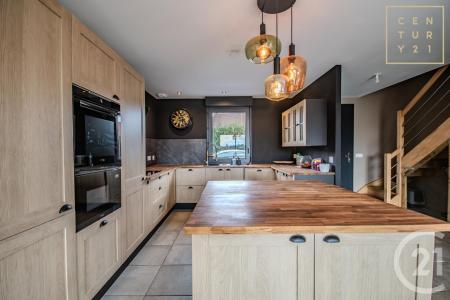 Berlaimont, Nord-Pas-de-Calais 59145, France