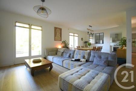 Creuzier Le Vieux, Auvergne 03300, France