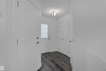 4020 21 STREET NW, Edmonton, 阿尔伯塔 T6T 1T8, 加拿大