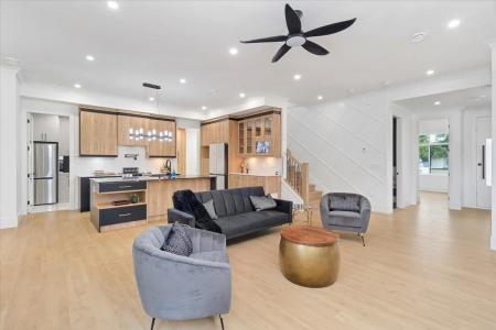 26514 29 AVENUE, Langley, 不列颠哥伦比亚省 V4W 3A9, 加拿大