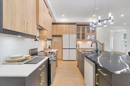 26514 29 AVENUE, Langley, 不列颠哥伦比亚省 V4W 3A9, 加拿大