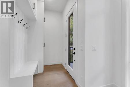 506 28 AVENUE NORTHWEST, Calgary, Alberta T2M 2K8, Canada