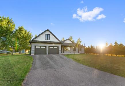 56 FIRST STREET, Cascumpec, Prince Edward Island C0B 1V0, Canada