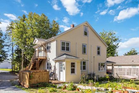 4 & 6 HEMLOCK STREET, Dartmouth, 新斯科舍省 B2X 3T3, 加拿大