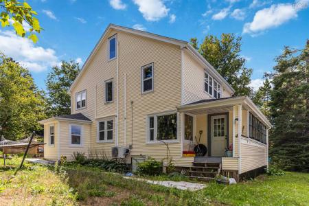 4 & 6 HEMLOCK STREET, Dartmouth, Nuova Scozia B2X 3T3, Canada