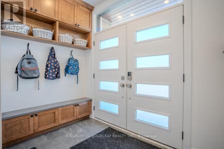 30 KING GEORGE STREET, Ottawa, Ontario K1K 1V8, Kanada