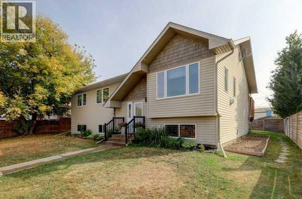 96 POPLAR STREET, Drumheller, Alberta T0J 0Y1, Canada