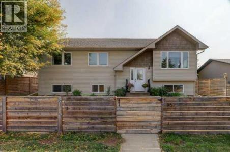 96 POPLAR STREET, Drumheller, Alberta T0J 0Y1, Canada