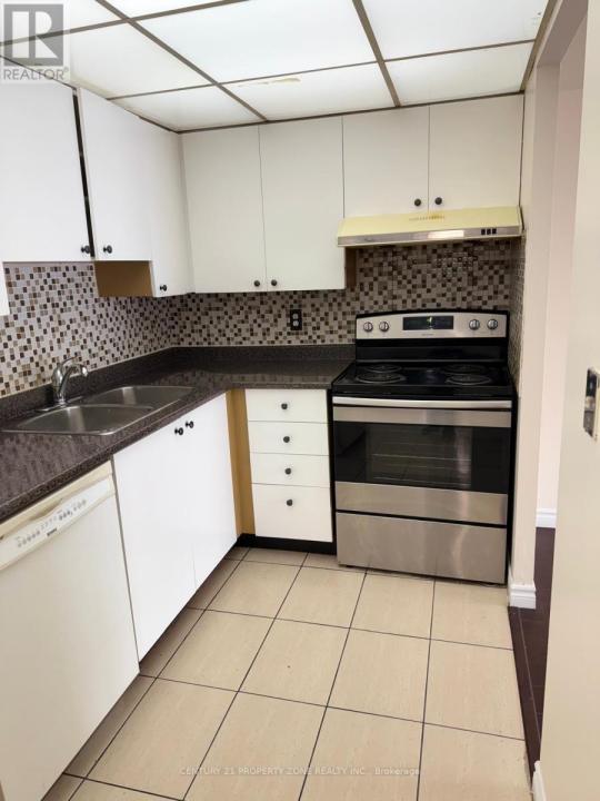 145 HILLCREST AVENUE, Mississauga (cooksville), Ontario L5B 3Z1, Canadá