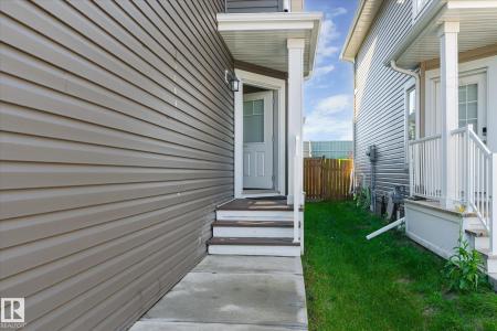 1416 169 STREET SW, Edmonton, Alberta T6W 3P7, CANADÁ