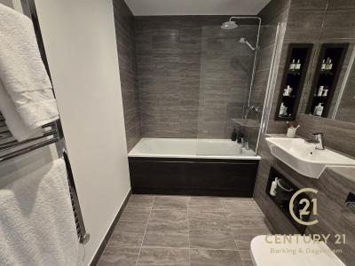 131, New Home, Vương Quốc Anh