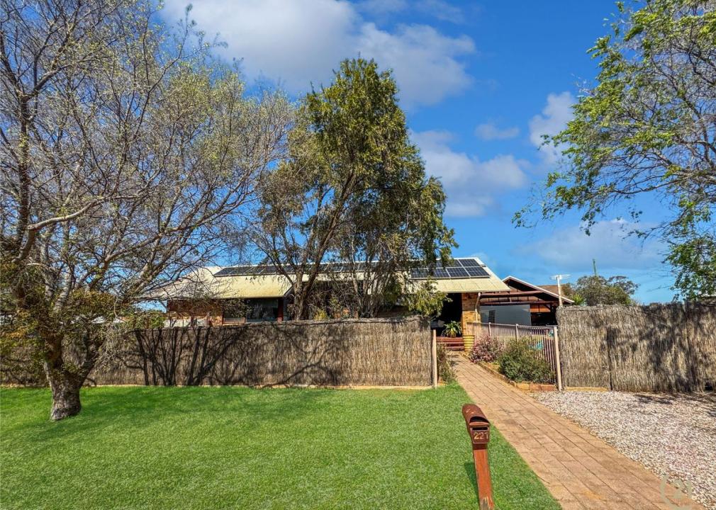221 Farnell Street, Forbes, NSW 2871, Australia