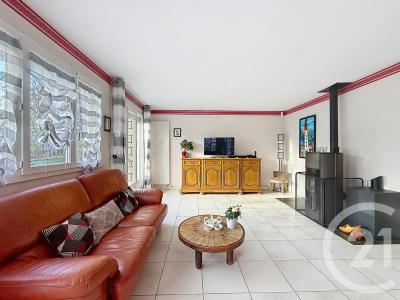 Coubron, Isla De Francia 93470, Francia