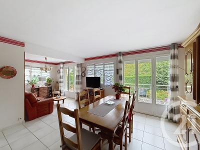 Coubron, Isla De Francia 93470, Francia