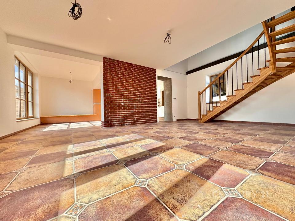 Libušino náměstí, Libiš, Mělník 27711, República Checa