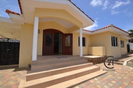 Jan Thiel Marbella Estate Family House, Jan Thiel, Willemstad East, Curaçao