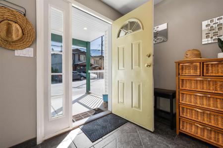 200 LAKESHORE DRIVE, Cultus Lake, 不列顛哥倫比亞省 V2R 5A1, 加拿大