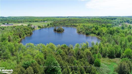 123 HIGHLAND DRIVE, West Grey, Ontario N0C 1H0, Canadá