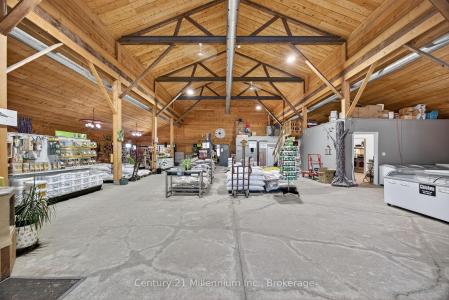 1617 42 COUNTY ROAD, Clearview, Ontario L0M 1S0, Canada