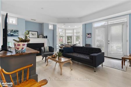 10 BAY STREET E, Blue Mountains, Ontario N0H 2P0, Kanada