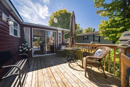 19 WHITE PINES TRAIL, Wasaga Beach, Ontario L9Z 1X7, Canada
