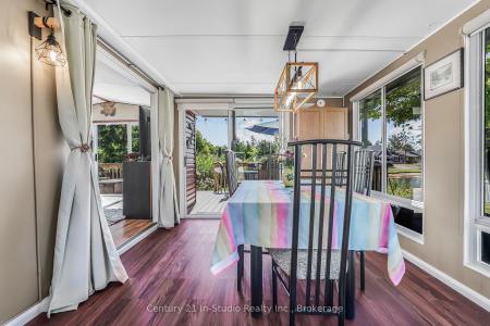 19 WHITE PINES TRAIL, Wasaga Beach, Ontario L9Z 1X7, Canada