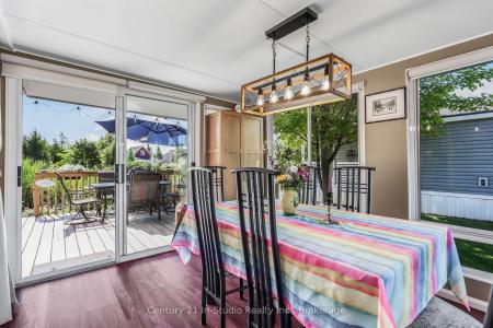 19 WHITE PINES TRAIL, Wasaga Beach, Ontario L9Z 1X7, Canada