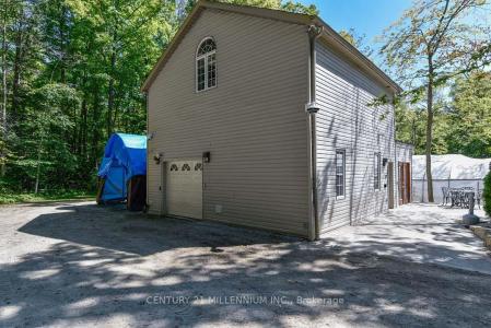 14453 CENTREVILLE CREEK ROAD, Caledon, 安大略省 L7C 3C1, 加拿大