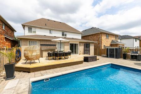 106 LAURENDALE AVENUE, Georgina, Ontario L4P 4E8, Canada