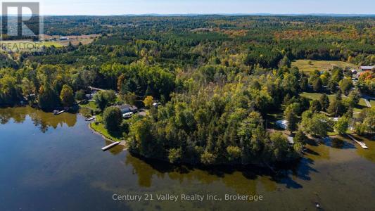0 SMITHS BAY ROAD, North Algona Wilberforce, Ontario K0J 1T0, CANADÁ