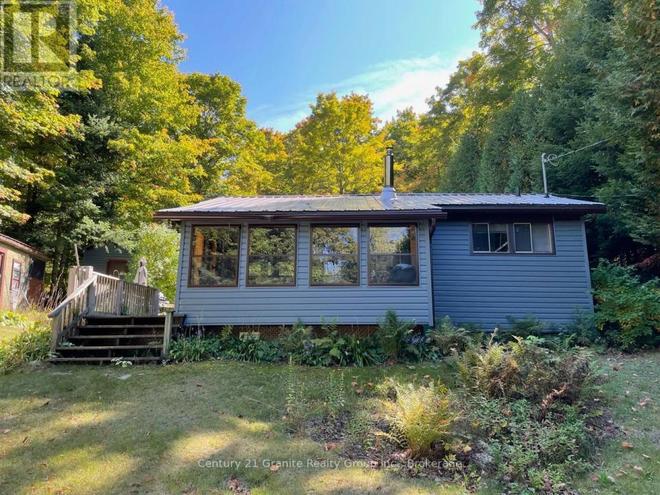 1052 KENSINGTON ROAD, Dysart Et Al (dudley), أونتاريو K0M 1S0, كندا