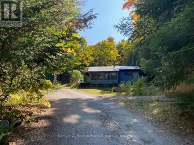 1052 KENSINGTON ROAD, Dysart Et Al (dudley), أونتاريو K0M 1S0, كندا